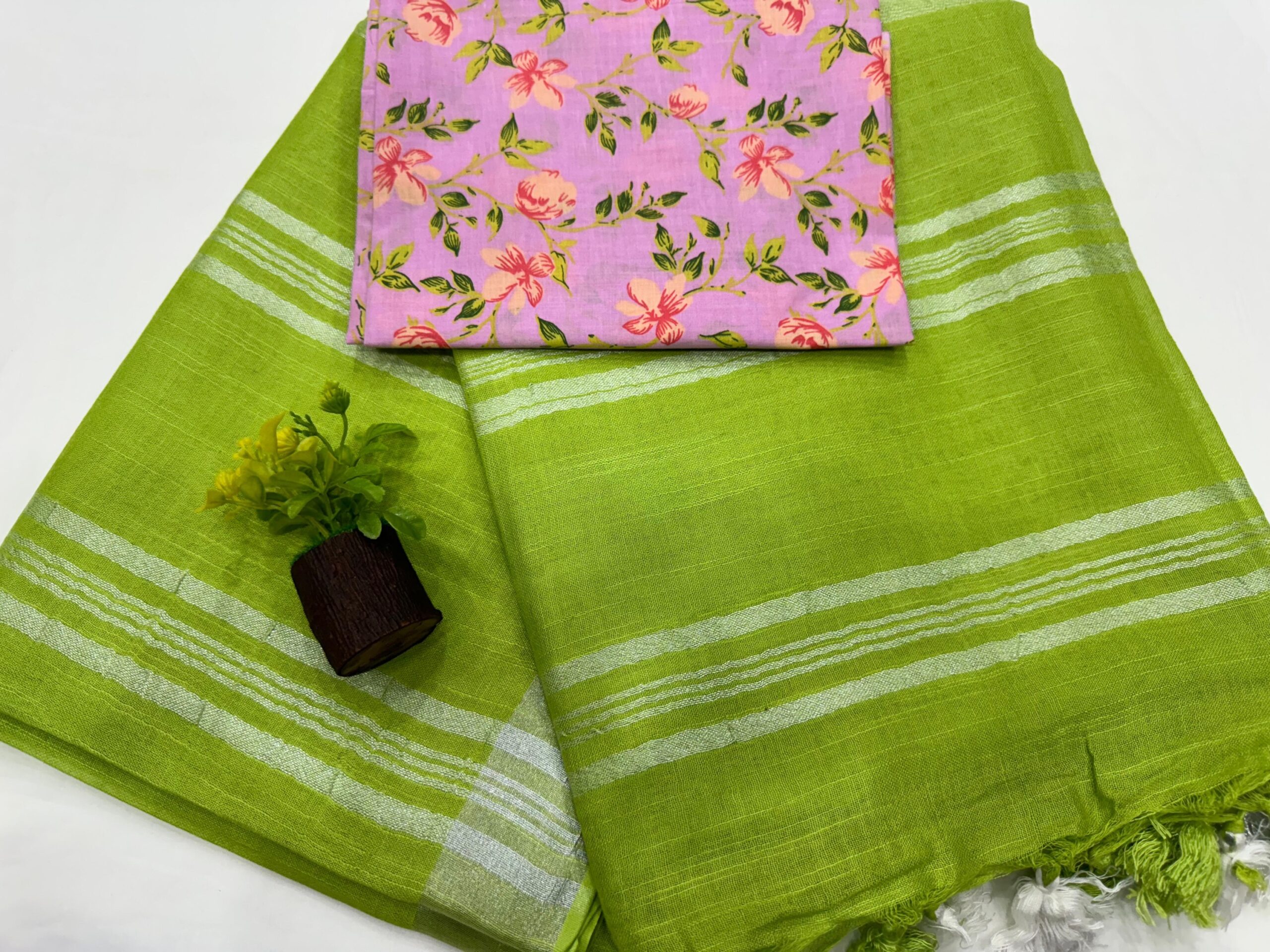 Linen cotton sarees with printed blouse - Image 7