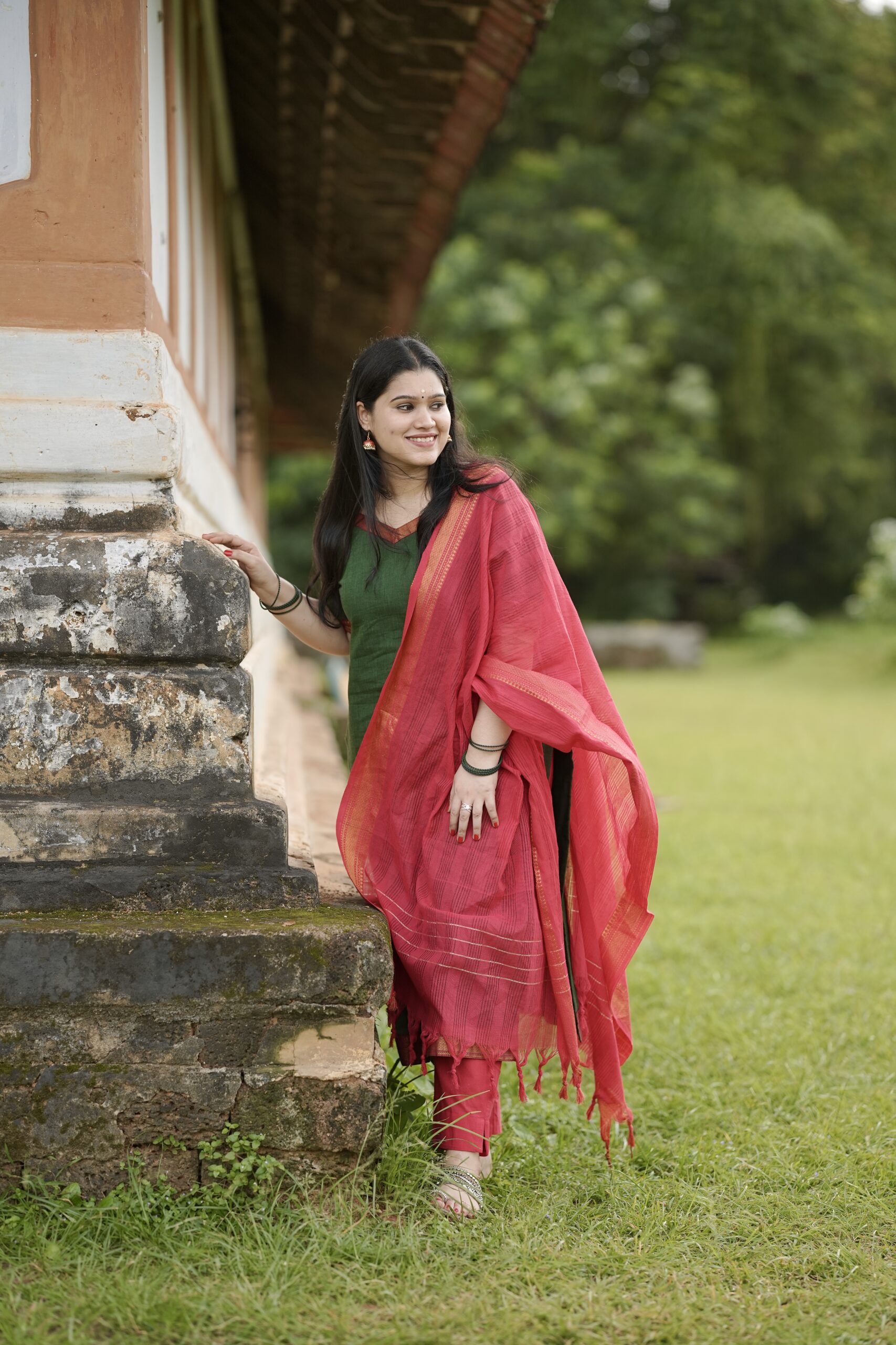 Mangalgiri Cotton Unstitched Set with Zari Border