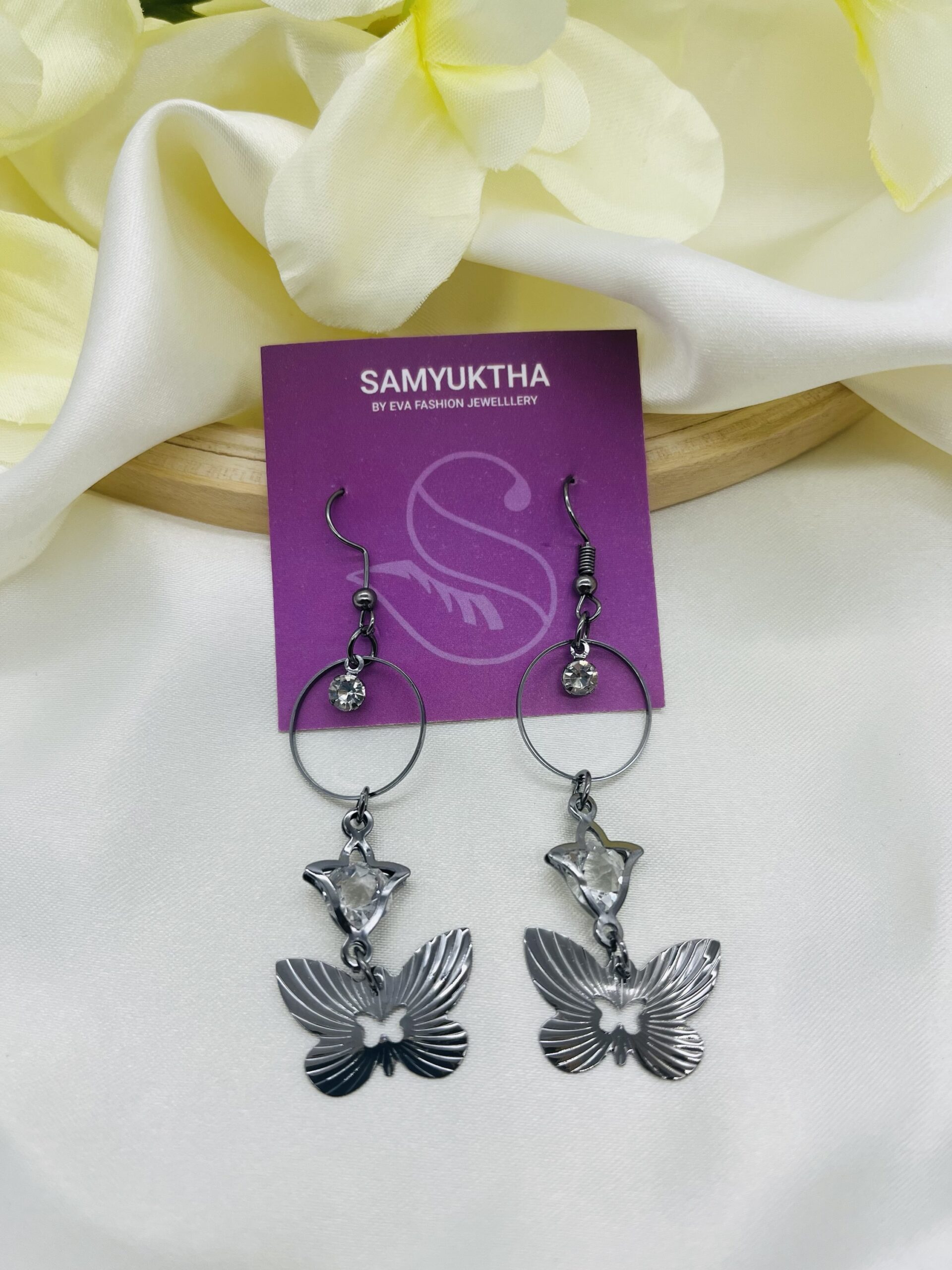 Sparkling Butterfly Dangle Earrings