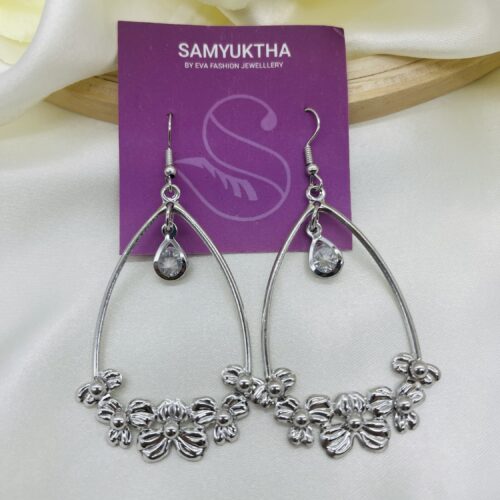 Floral dangler earring