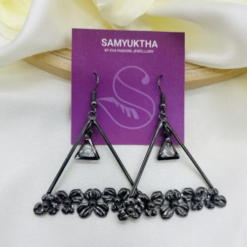 Geometric Floral Bar Earrings