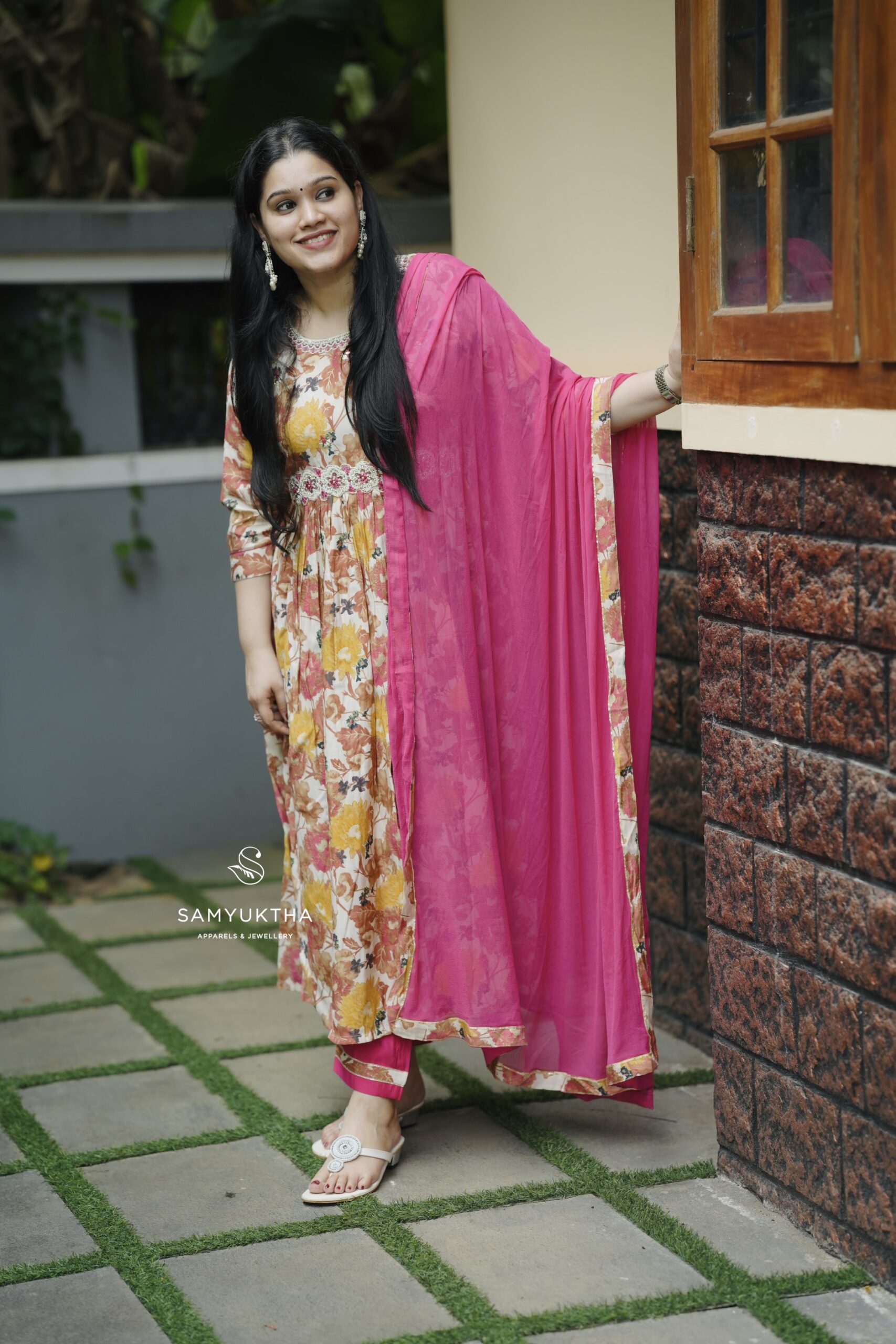 Premium modal kurta set - Image 2