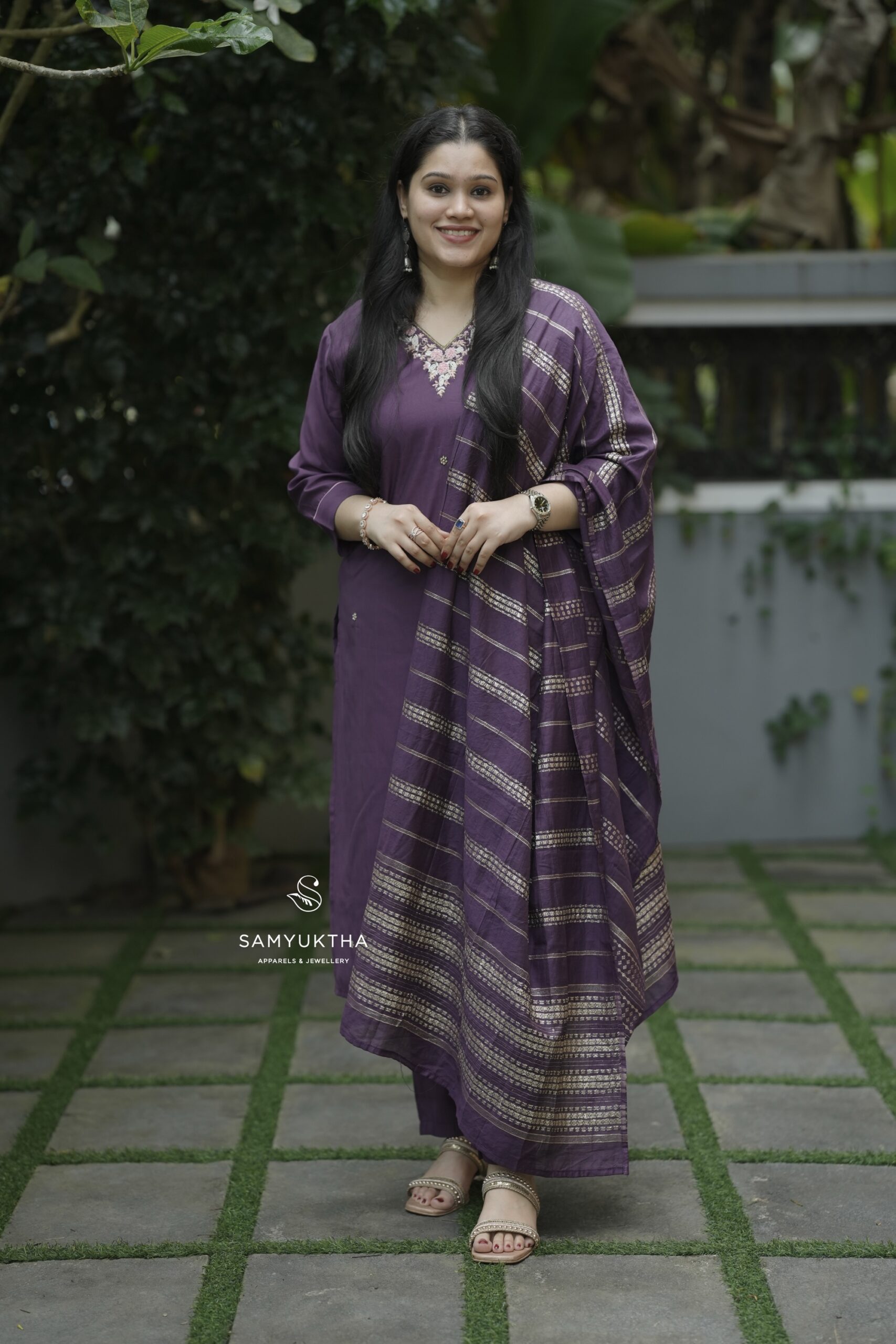 Premium Roman silk 3 piece set - Image 2