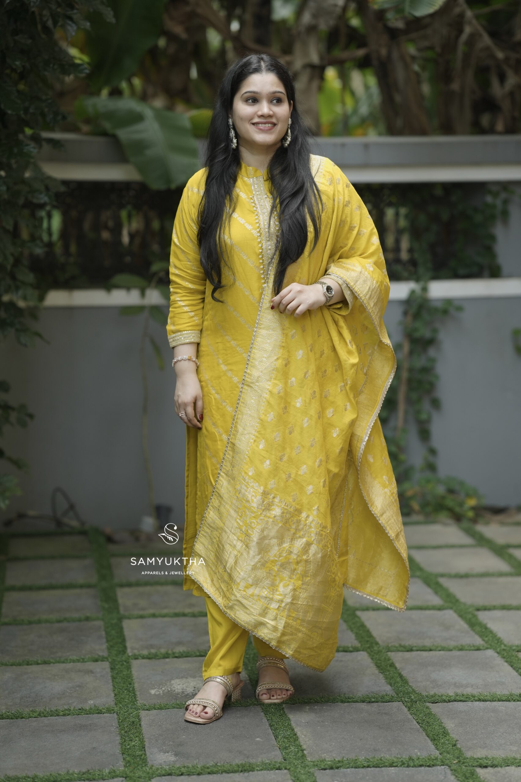 Premium banarasi 3 piece set