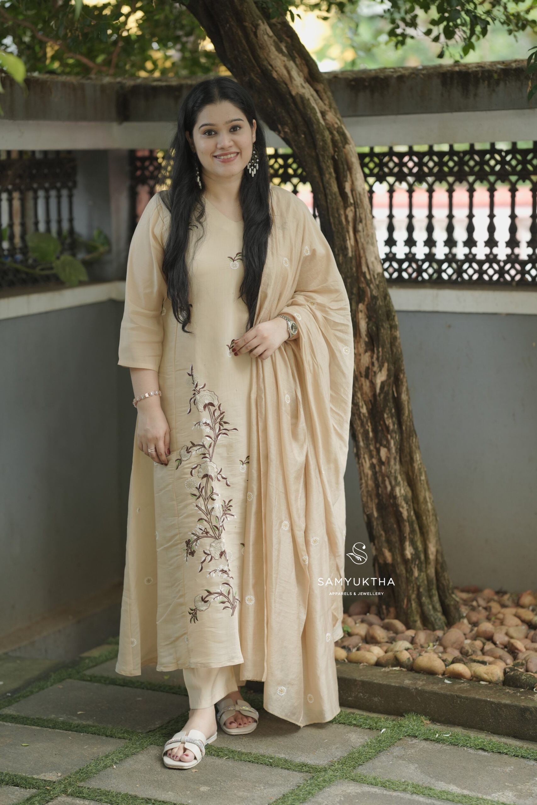 Premium mull chanderi a-line set - Image 2