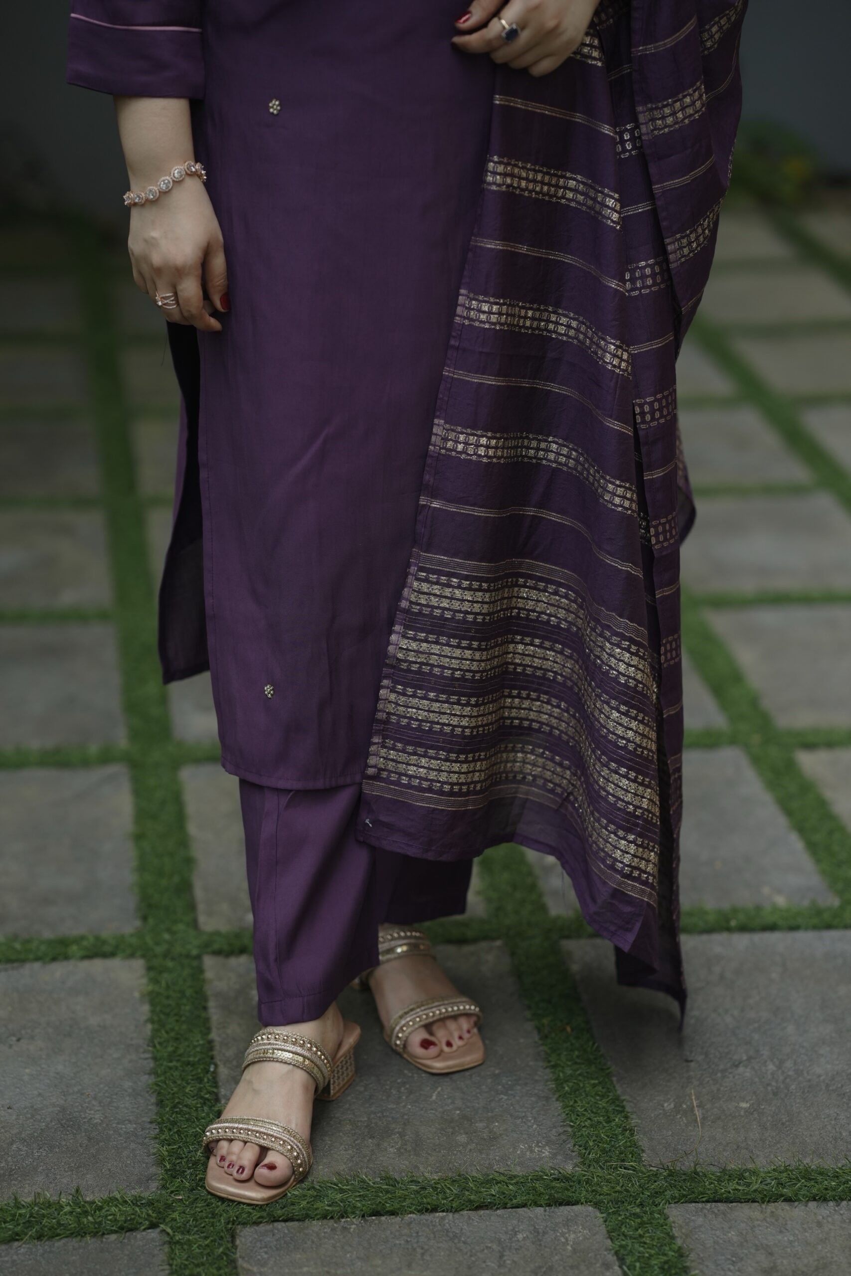 Premium Roman silk 3 piece set - Image 4