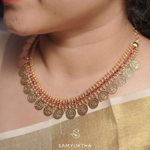 Neckpiece