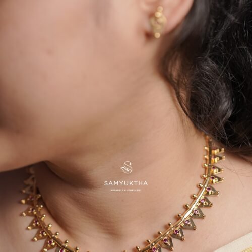 traditional Thalikoottam necklace