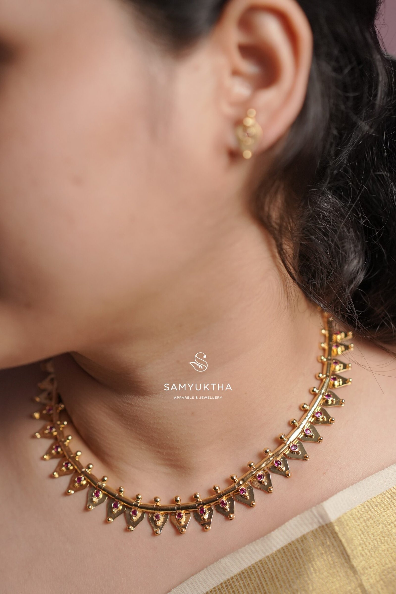 traditional Thalikoottam necklace