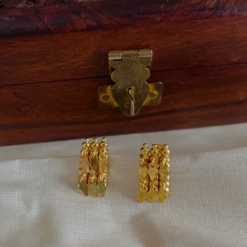 Elakathali stud earrings