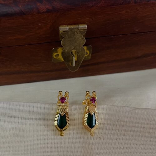Palakka stud earrings