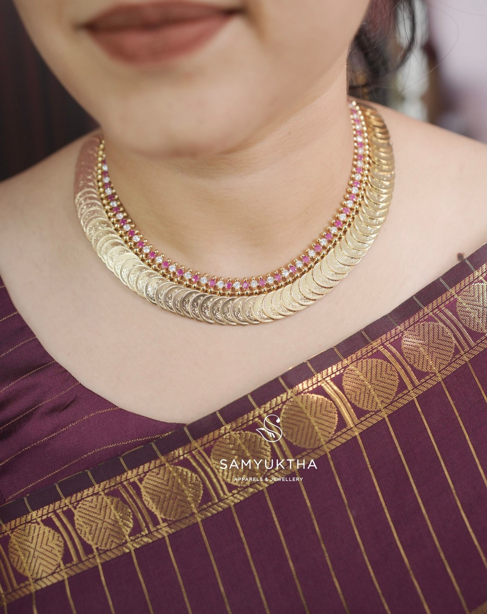 traditional and classic Kasu Mala
