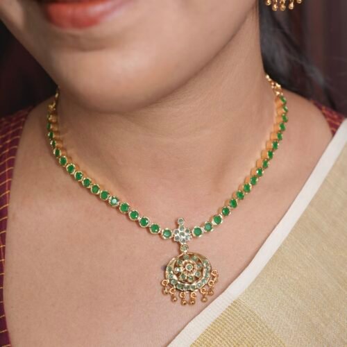 classic vintage Attigai neck piece set